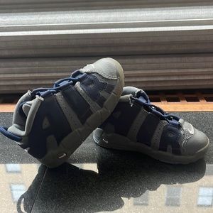 Nike Kids Sneakers - Navy and Gray